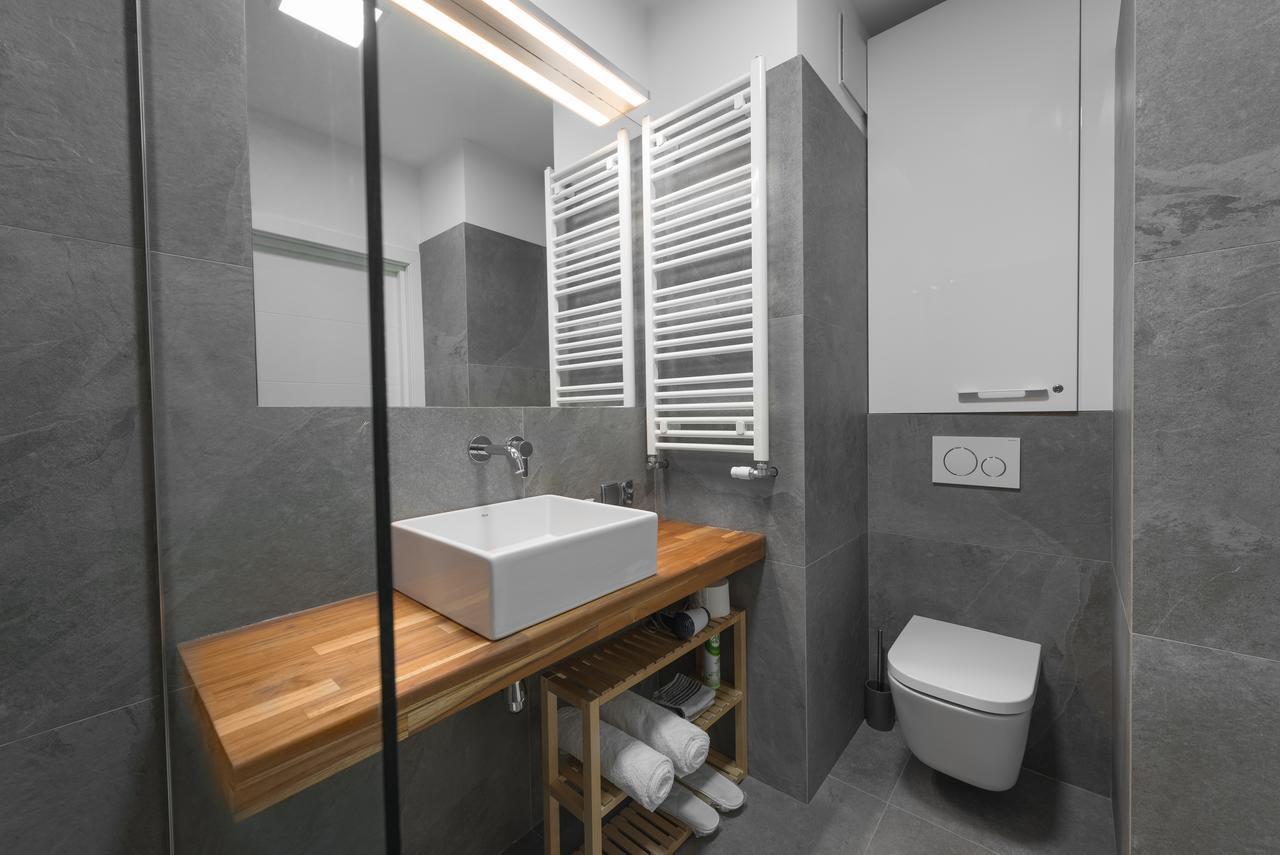 Apartamenty Benthos Towarowa بوزنان المظهر الخارجي الصورة